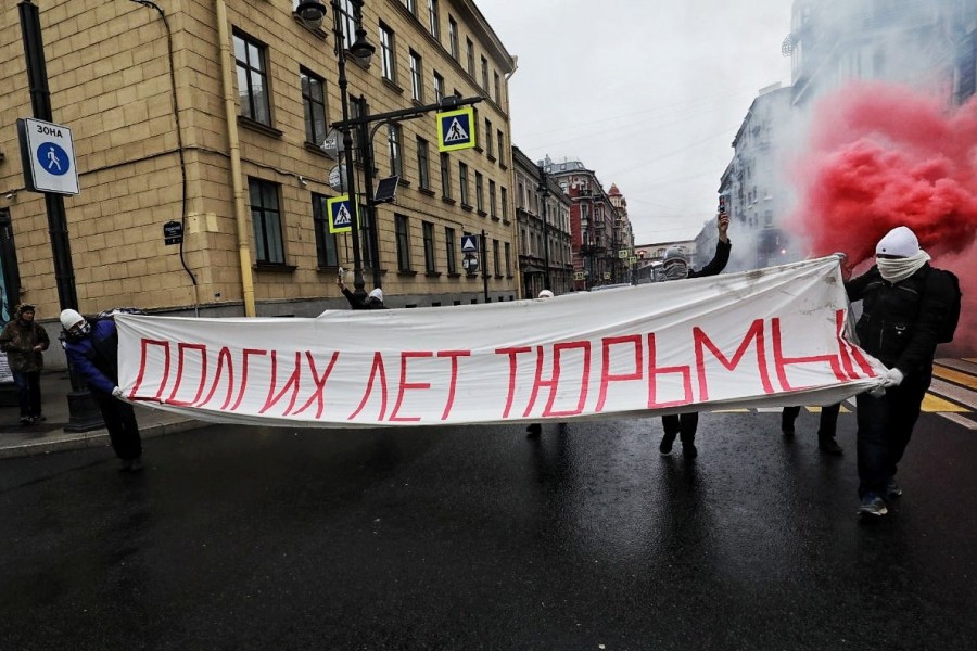 900x600, 148 Kb / праздник, поздравление, путин-хуйло, политота