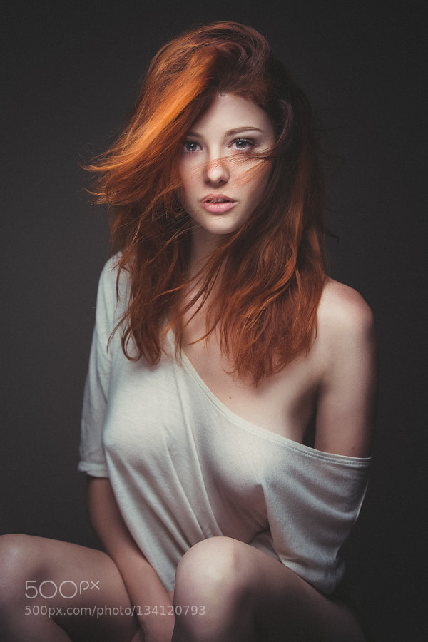 600x900, 97 Kb / рыжая, майка