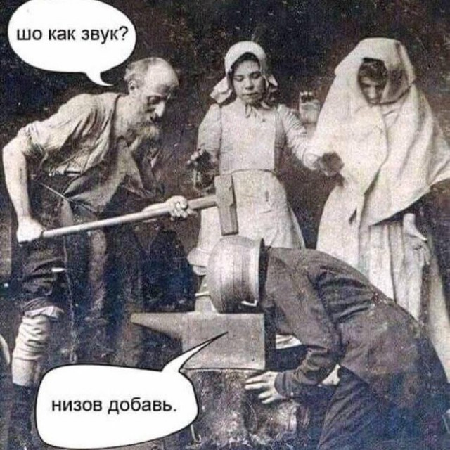 640x640, 122 Kb / кузнец, наковальня, звук, ч/б