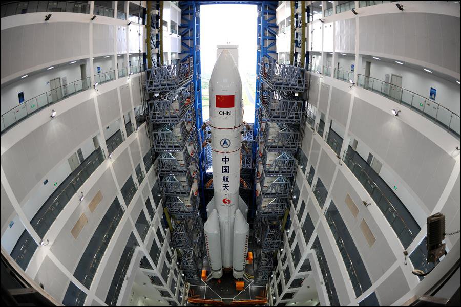 900x600, 130 Kb / ракета, Китай