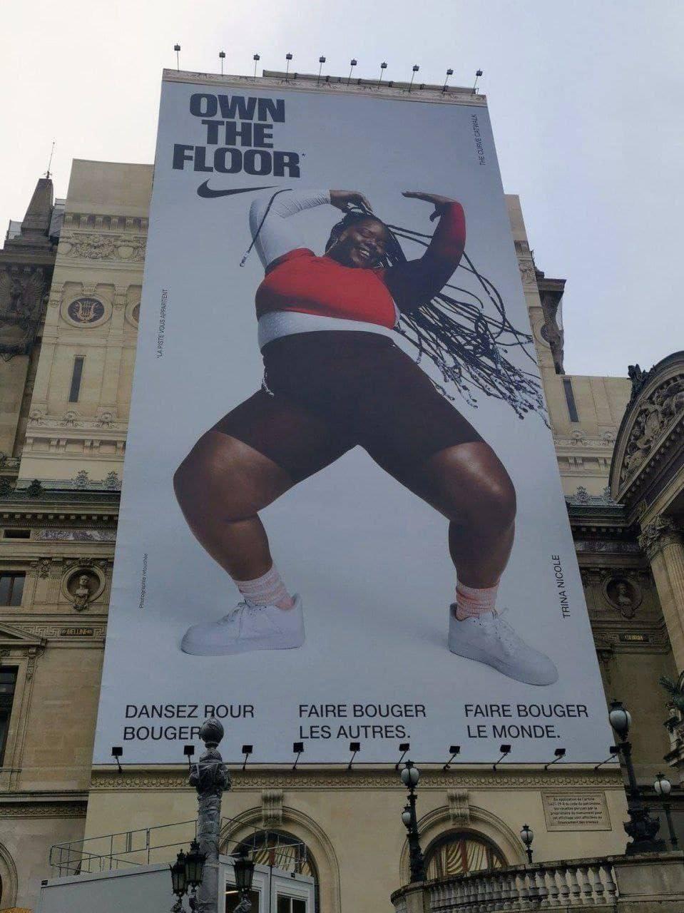 959x1280, 138 Kb / реклама, nike, бодипозитив, афрокосички, негр, кроссовки, найк, толерантность