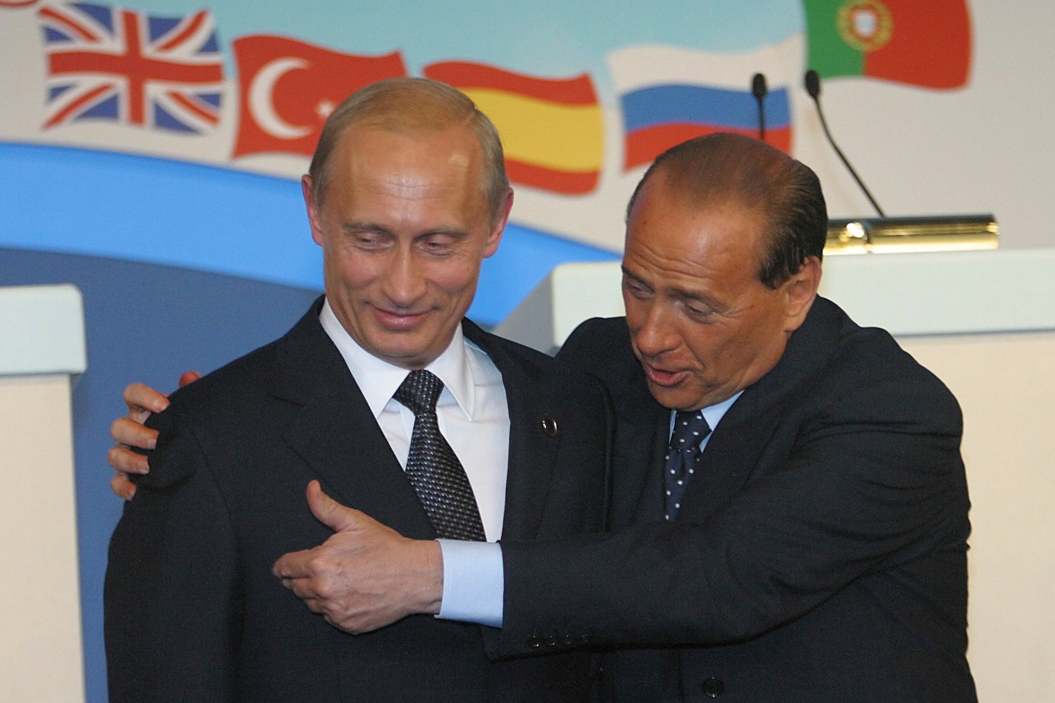2148x1432, 379 Kb / путин, берлускони