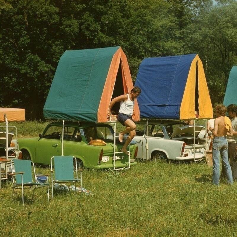 800x800, 129 Kb / автомобиль, классика, ретро, Trabant, палатка, пикник