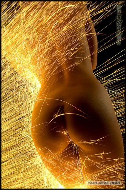 425x640, 97 Kb / попа, искры