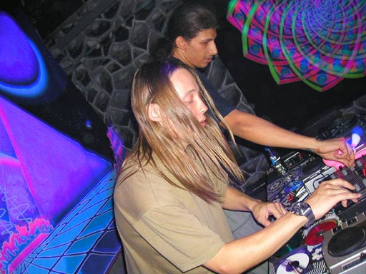 512x384, 41 Kb / dj