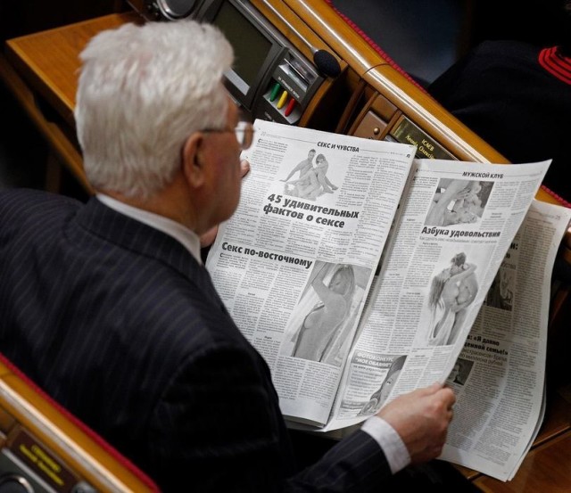 640x553, 84 Kb / рада, украина, депутат, газета, секс, эротика