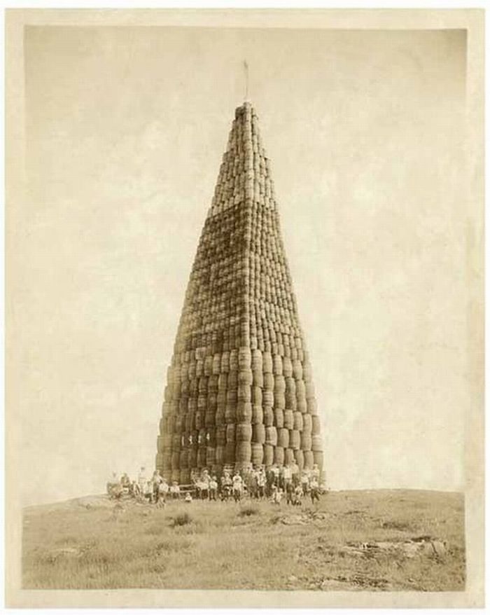 700x878, 60 Kb / tower, barrels, сухой закон, спиртное, уничтожение, башня