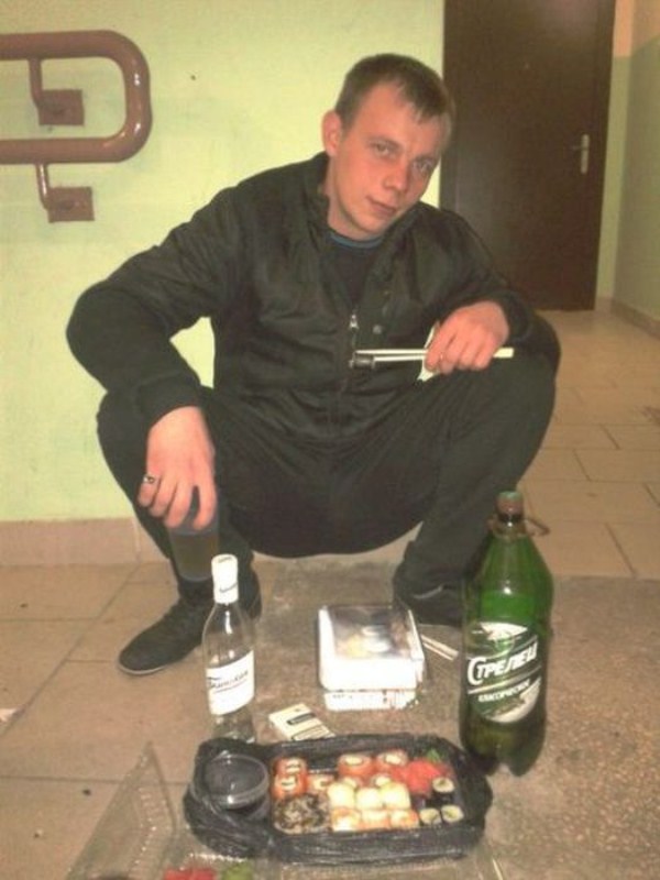 600x800, 72 Kb / водка, пиво, суши, палочки, гопник, корты