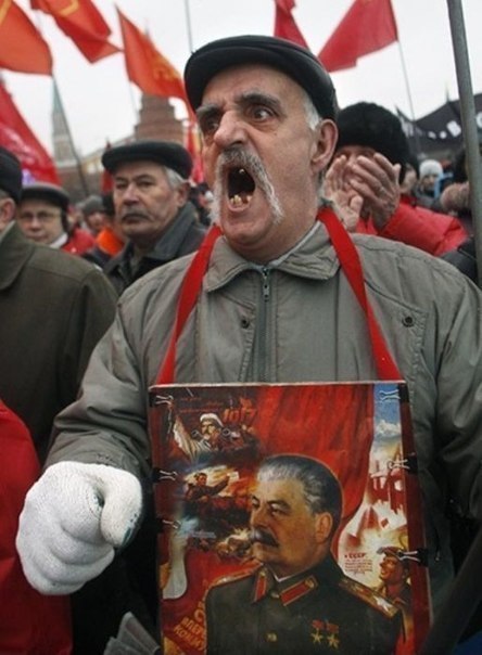 444x604, 56 Kb / портрет, Сталин, митинг