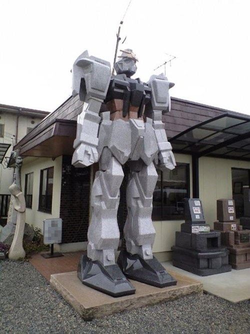 500x666, 53 Kb / Надгробие, Статуя, Gundam