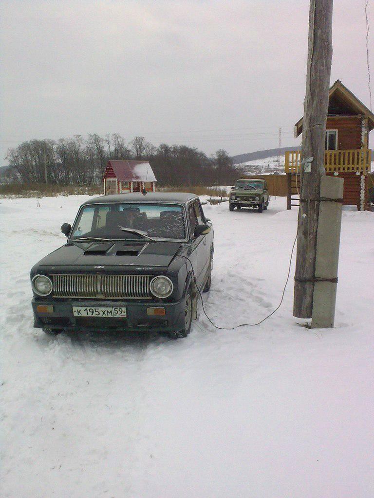 768x1024, 110 Kb / жигули, зарядка, столб, электромобиль