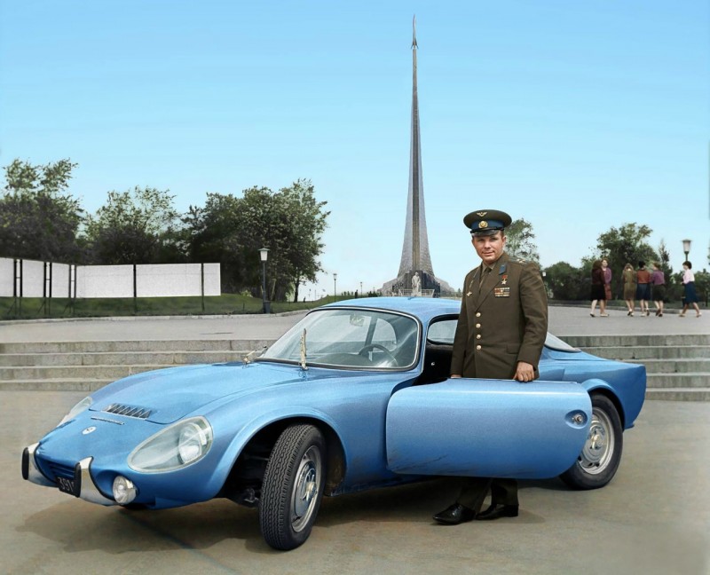 800x648, 98 Kb / Гагарин, машина, Matra Djet, монумент, «Покорителям космоса», 1965