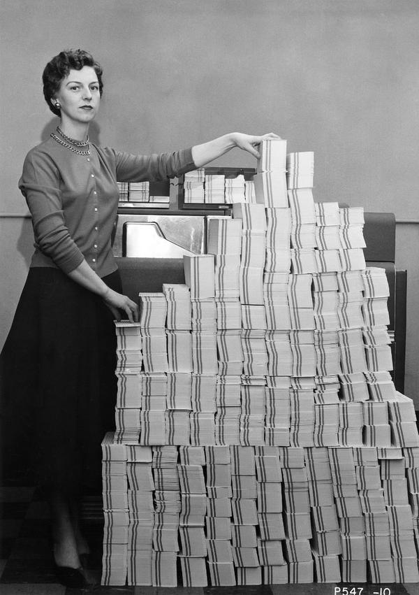 600x851, 73 Kb / 1955,перфокарта,5,ч/б