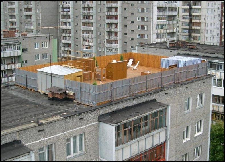 790x569, 117 Kb / хрущевка, крыша, забор