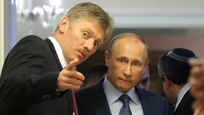 700x394, 49 Kb / Путин, Песков, ермолка, политота