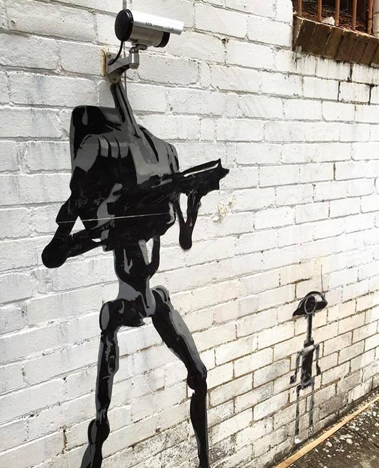 778x960, 121 Kb / камера, дроид, звездные войны, рисунок, кирпич, робот, Murdoc, Sydney, Australia