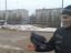голубь, секс, парень, рука, город, дома, улица, транспорт, сугроб