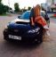 Авто, кроссовки, дворец семьи, субару, ноги
