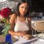роза, ваза, Eiza Gonzalez, книги, лестница