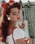 Brooke Shields, Брук Шилдс, серьга, браслет, бант