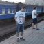 перрон, футболка, надпись
